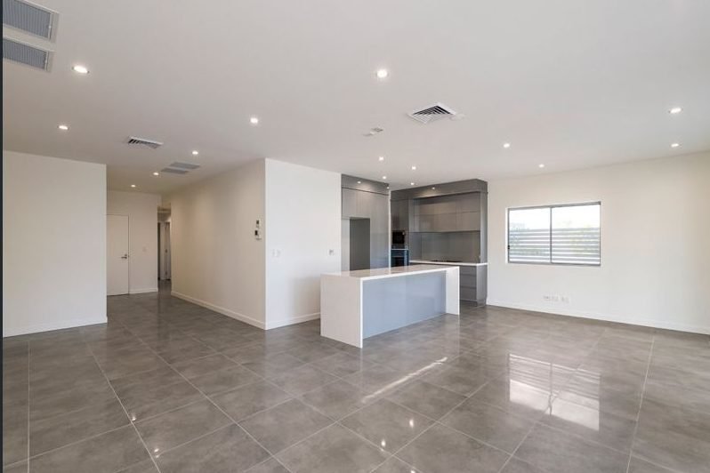 Unit 19-4 bed + 3 bath + 1 Study